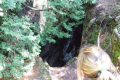there is still snow in the crevices! (Inglis Falls)